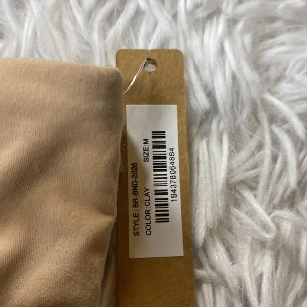 Skims Fits Everybody Bandeau Bra Strapless by Kim Kardashian in Clay medium NWT - Image 2