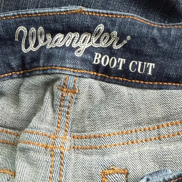 Wrangler Blue Boot Cut Jeans Classic Style Sz 7X32 - Image 8