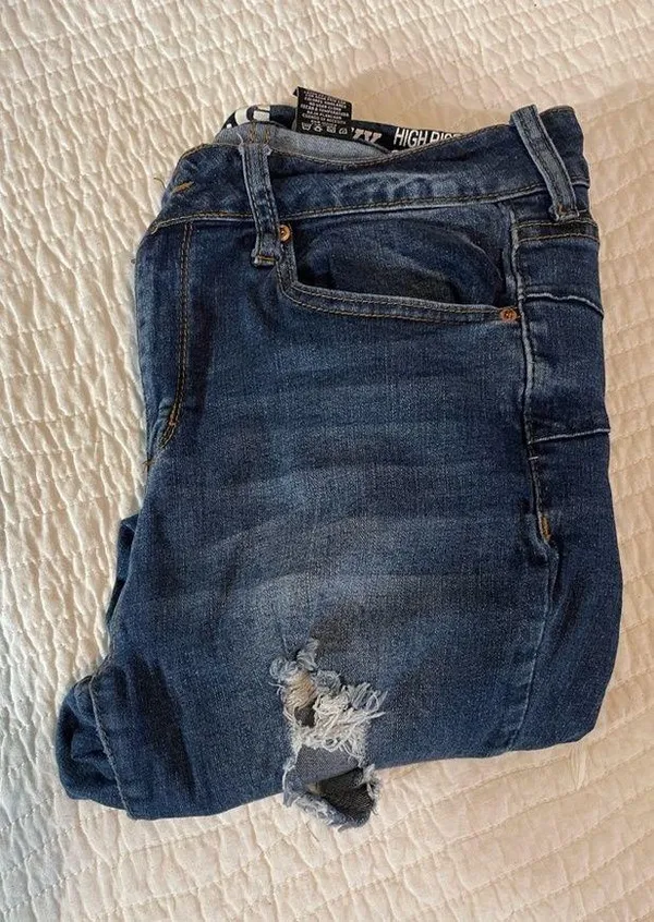 SONG High Rise Ripped Skinny Jeans - Image 4