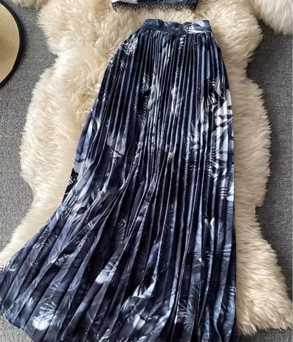 Navy blue floral two piece set Black - Image 3