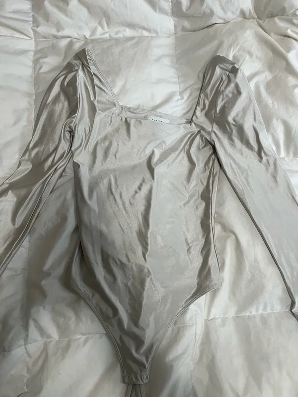 Babaton Contour Aritzia Bodysuit Long Sleeve - Image 2