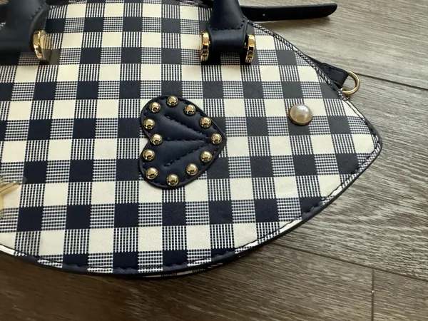 NWT Betsey Johnson Adorable Plaid Fish Handbag Crossbody Navy Blue & White - Image 6
