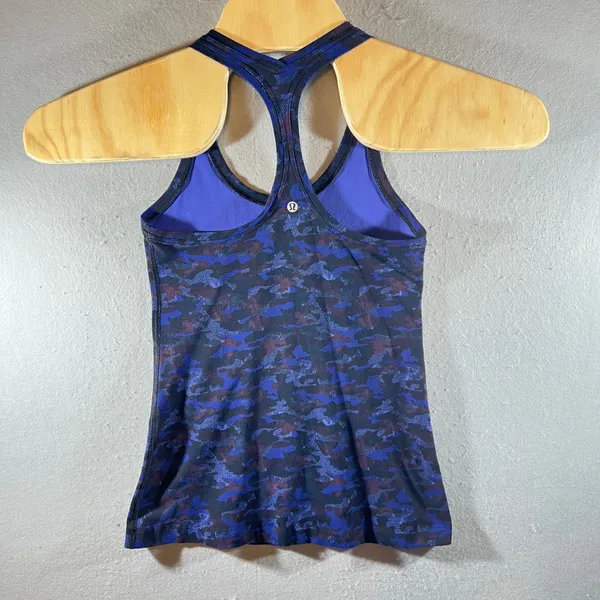 780 | Lululemon Cool‎ Racerback Camo Yoga Tank Top Blue Purple Womens 4 - Image 2