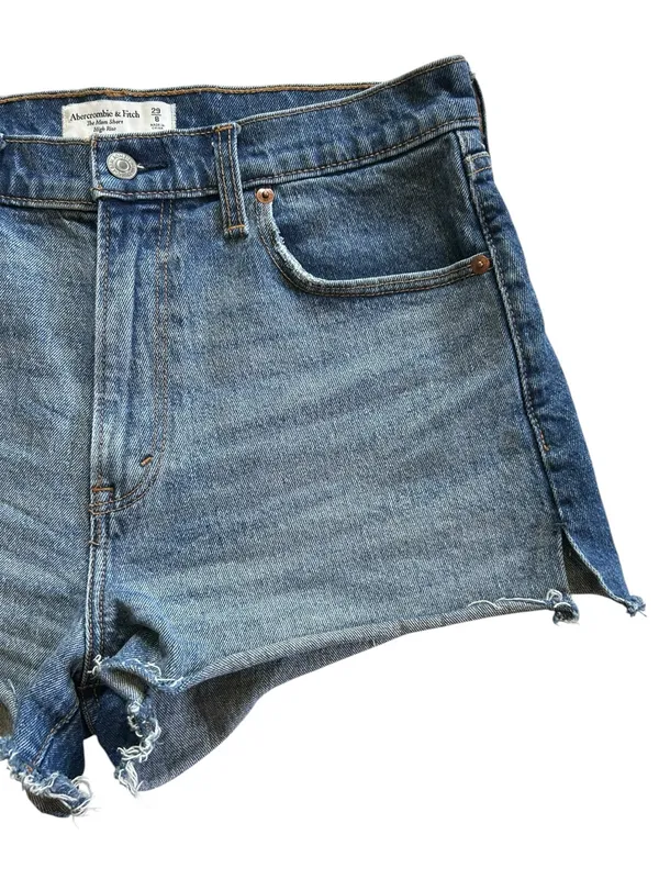Abercrombie & Fitch The Mom Short High Rise Raw Hem light medium wash size 29 - Image 2