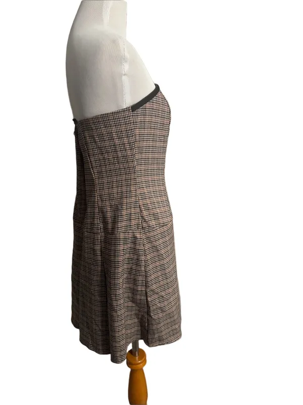 Motel Strapless Plaid Mini Dress in Brown and Black - Image 3