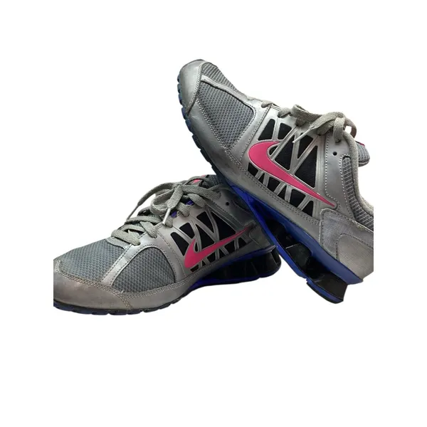 NIKE Reax Run‎ 6 Shoes Womens 11 Grey With Pink Accents Running 472647-004 - Image 2