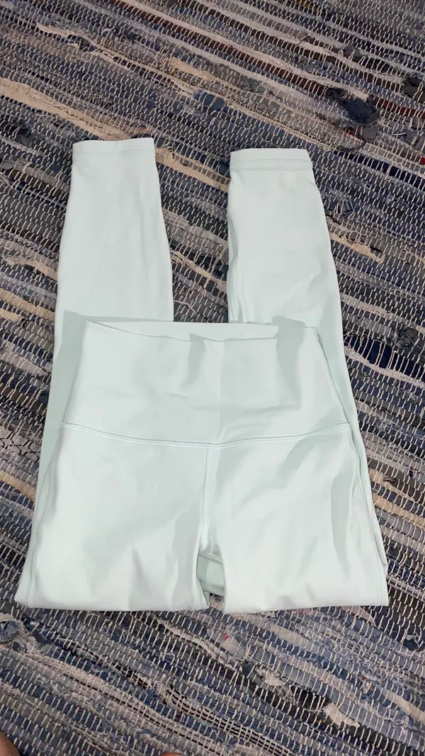 Lululemon Leggings Double Lined - Image 4