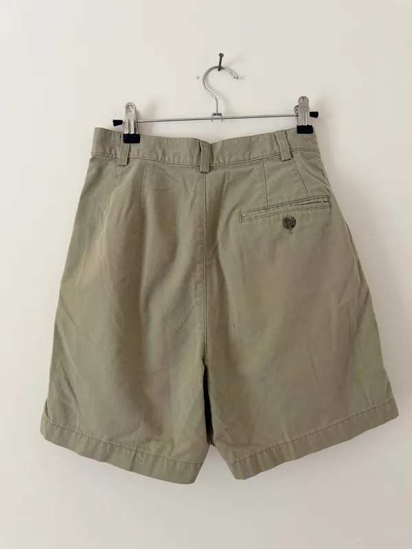 L.L. Bean Green High Waisted Pleated Chino Shorts - Image 4