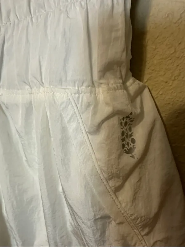 Free People fp‎ movement the way home shorts in white Size Small - Image 4
