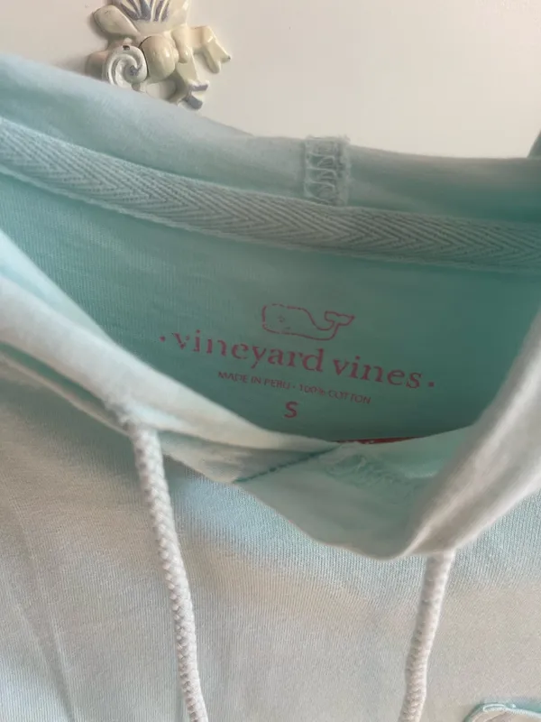 Vineyard Vines Hooded Long Sleeve - Image 3