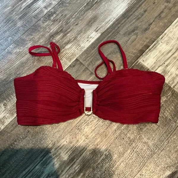 Red Bikini Set Size Large - Image 2