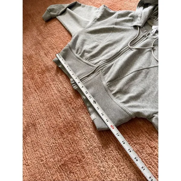 JoyLab Cropped Zip Up Hoodie L Gray Athletic Jacket Drawstring Hood Activewear - Image 7