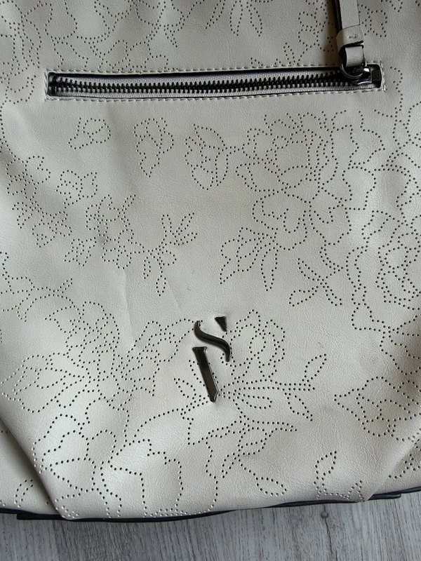 Simply Vera Vera Wang Beige Floral Embossed Crossbody Bag Neutral Purse - Image 2