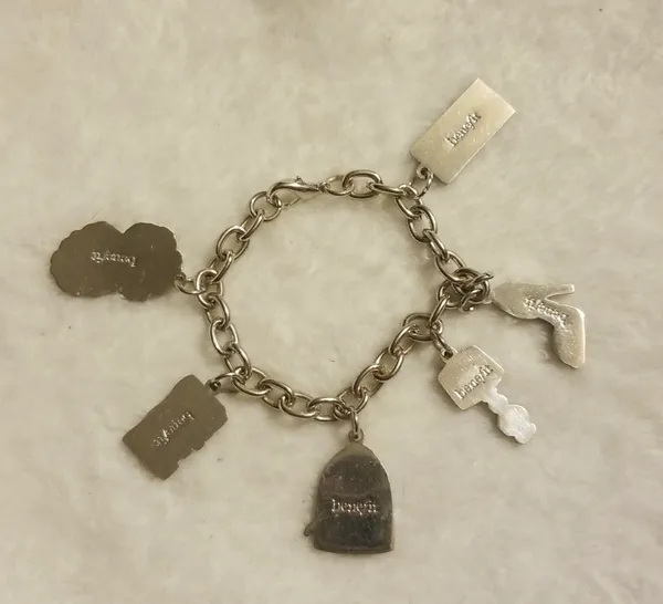 Benefit Charm Bracelet Limited Edition Silver - Image 5