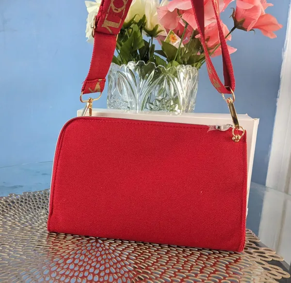 Dior Beauty Pouch - Image 10