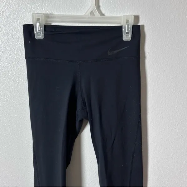 Nike‎ Women Dri-Fit Capri Leggings Black Athletic Size XS - Image 2