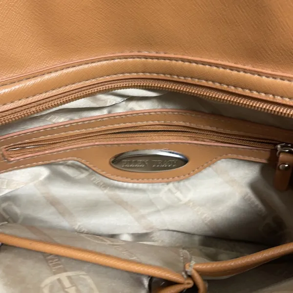 Ellen Tracy Purse - Image 10
