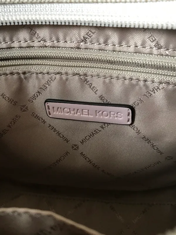 Michael Kors Purse - Image 11