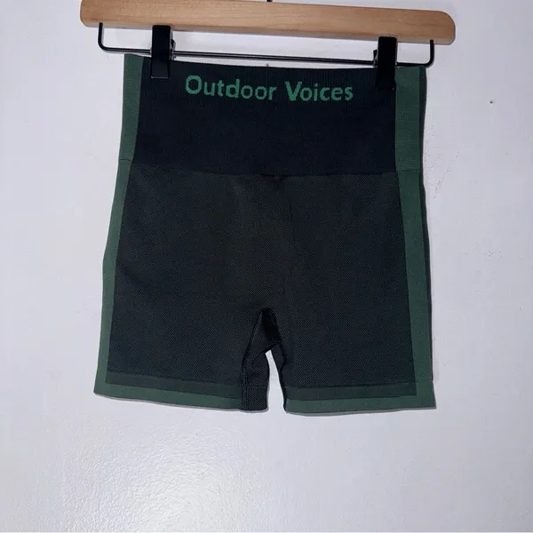NWT Outdoor Voices Black Evergreen Seamless Shorts‎ 4” Size Xs - Image 2