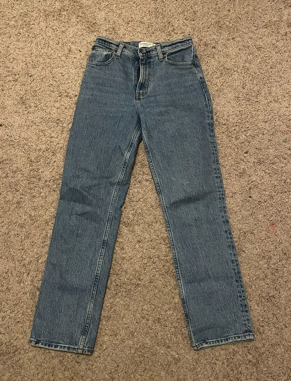 Abercrombie and  - Image 2