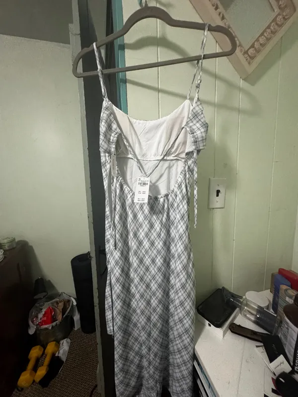 Hollister Midi Dress - Image 2
