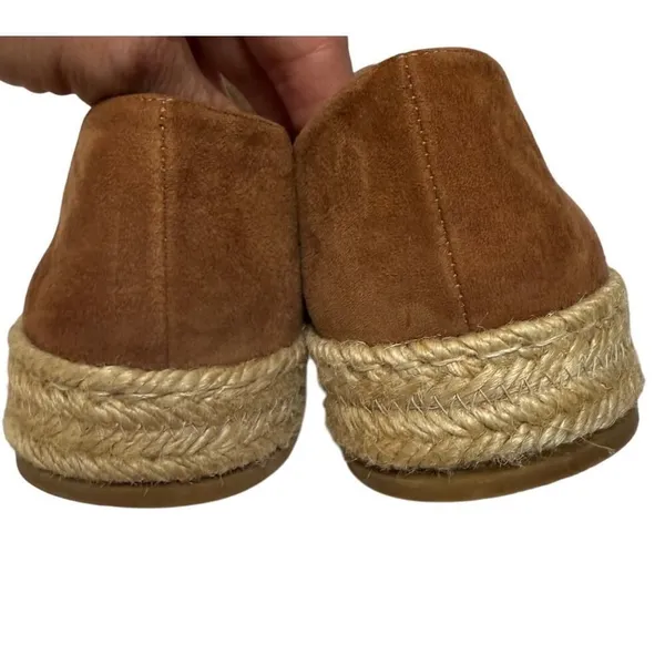 Stuart Weitzman Nugal Tan Suede Flats Women's Sz. 8 - Image 3