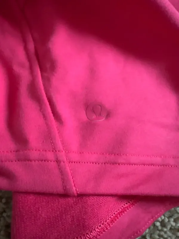 Inner Lululemon Glow High-Rise Shorts 3" - Image 3