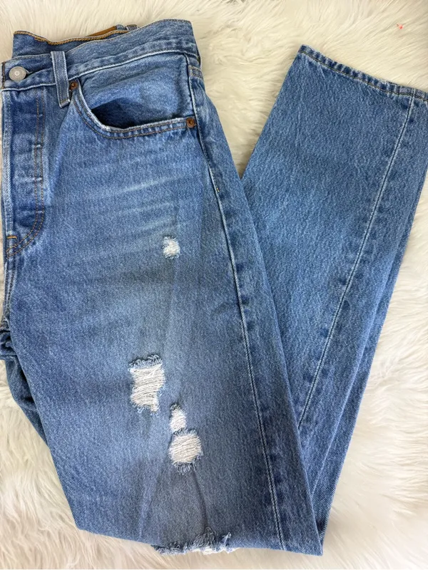 Levi’s 501 Original Distressed Jeans Women’s 26x30 High Rise Straight Leg - Image 4