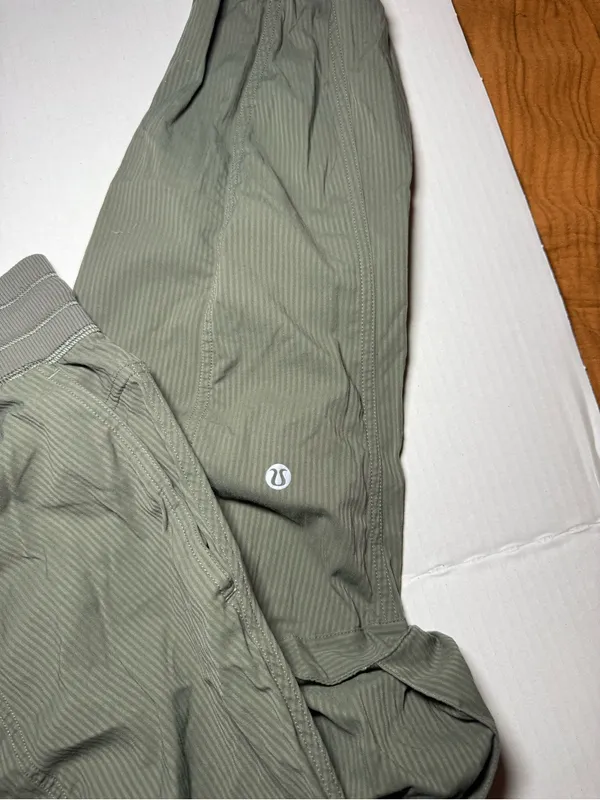 Lululemon Dance Studio Cargo Pants 28" - Image 2