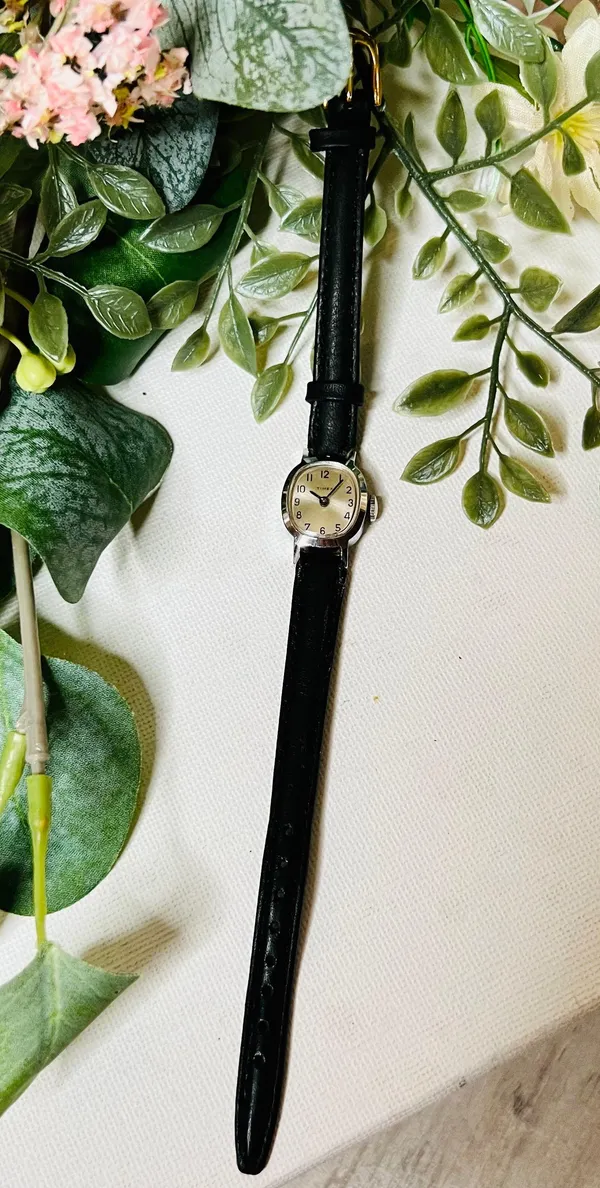 Dainty  Watch - Image 2