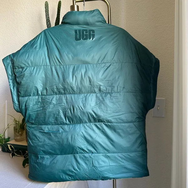 UGG Blue Sydnee Reversible Puffer Vest - Image 6