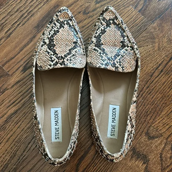 Steve Madden snakeskin flats - Image 2