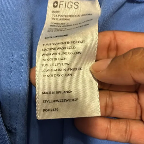 Figs scrub joggers women’s size small/P - Image 6