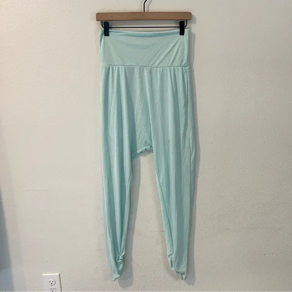 Free People Movement Echo‎ Harem Pants Super Soft Mint Green Cinched Ankle XS - Image 2