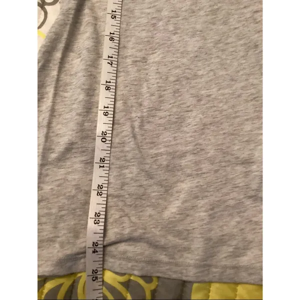 No Boundaries (NOBO) Basic Gray Scoop-neck Short Sleeve t-shirt M - Image 6