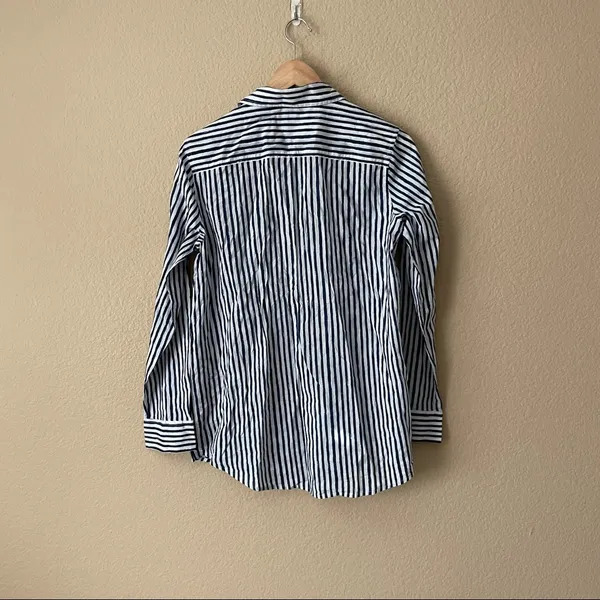 Banana Republic Striped button down Shirt With pockets - Image 28
