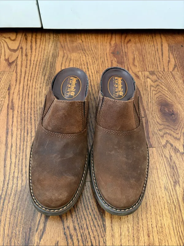 Timberland Women’s Brown Suede Slip-On Clogs Size 8 - Image 3