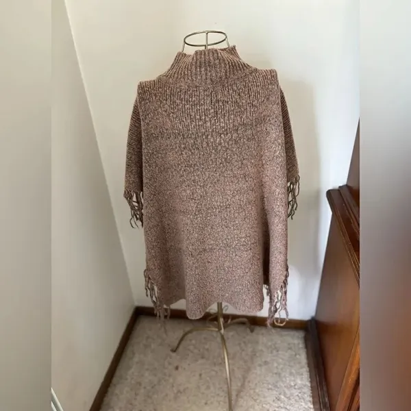 Steve Madden Knit Fringe Poncho Wrap Turtleneck Pockets One Size - Image 10