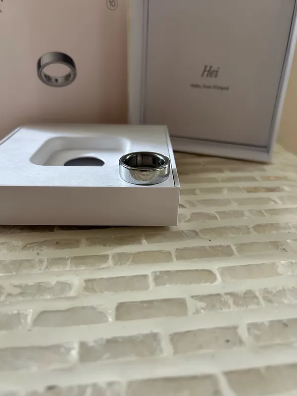 Oura ring 4 size 10 - Image 4
