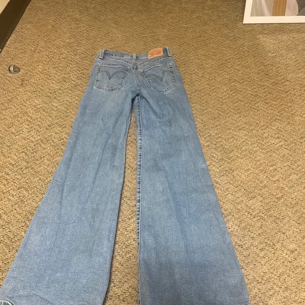 Levi’s High-Rise Jeans Bootcut - Image 2