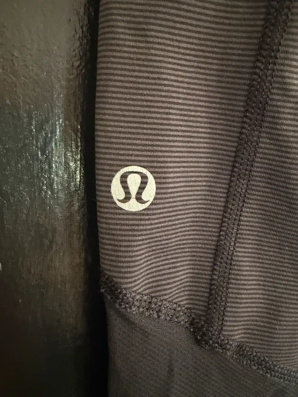 Lululemon crop leggings - Image 3