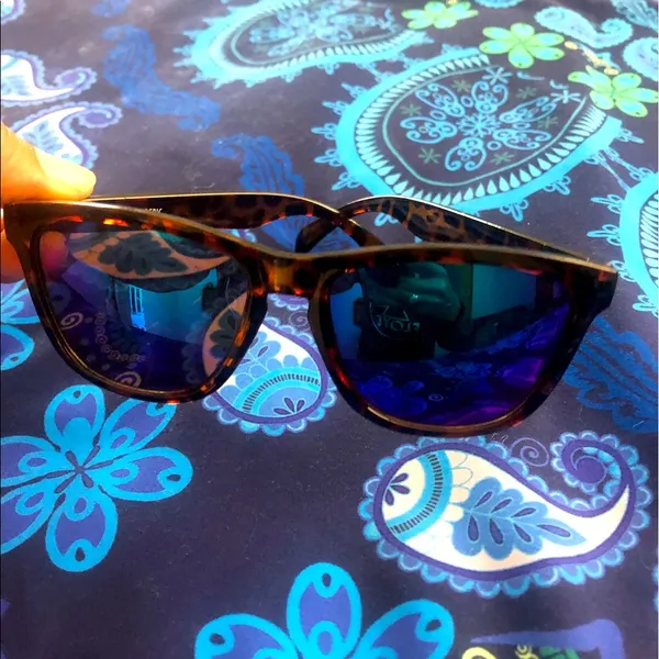 Happy hour sunglasses, tortoise deric polarized - Image 8