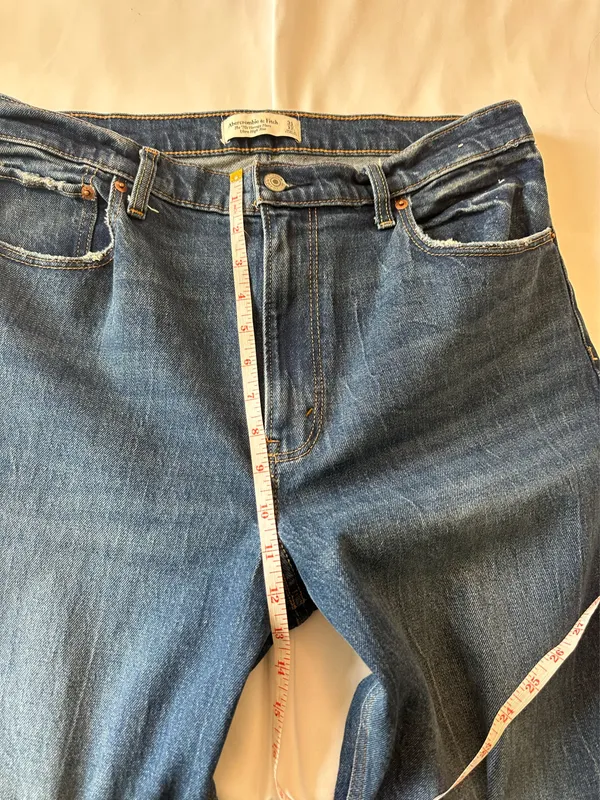 Abercrombie & Fitch The 70's Vintage Flare Ultra High Rise Denim Jeans Size 31 - Image 3