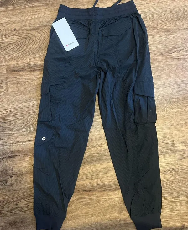 Lululemon Dance Studio Relaxed-Fit Mid-Rise Cargo Pant - Image 4