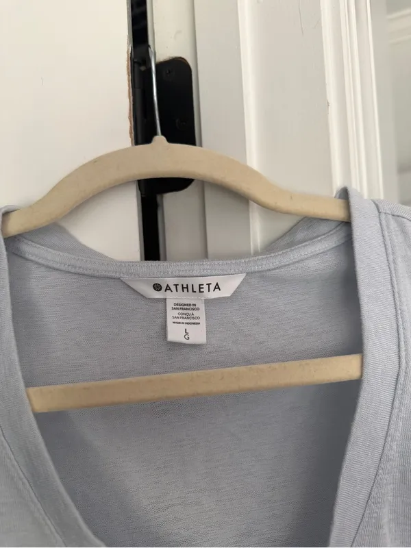 Athleta breezy scoop Light Blue V-Neck Tee short sleeve top - Image 3