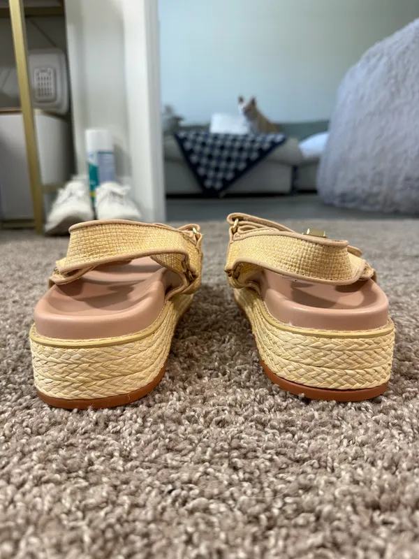 Platform Sandals Gold Size 8.5 - Image 4