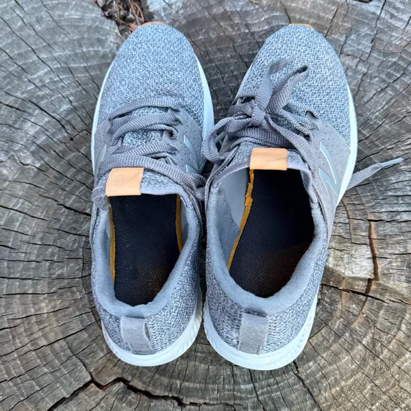 New Balance women’s Fresh Foam Sport V1 Gray Running Shoes Size 8 - Image 4