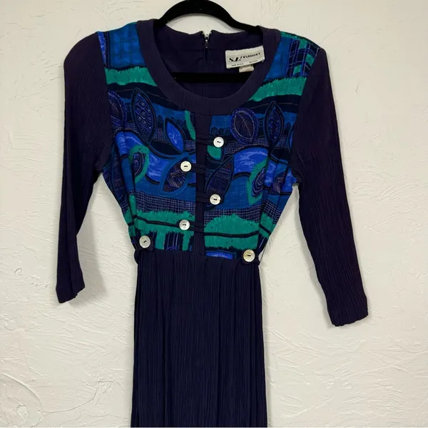 Vintage Blue Crepe Midi Dress Womens 8 80s Embroidered Short Sleeve Green Fall - Image 9