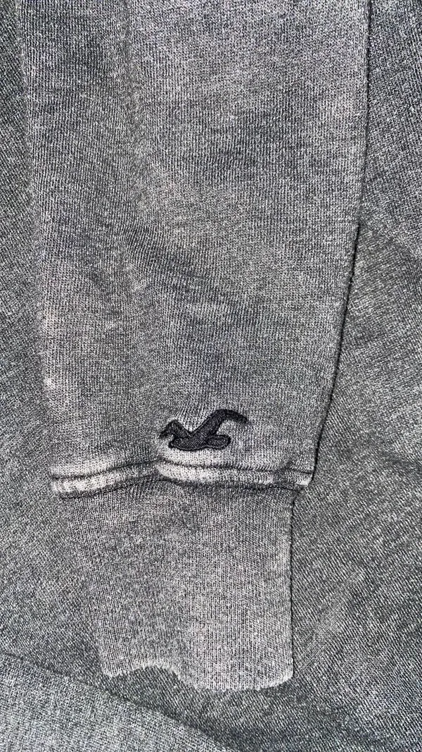 Hollister Sweater Cropped - Image 2