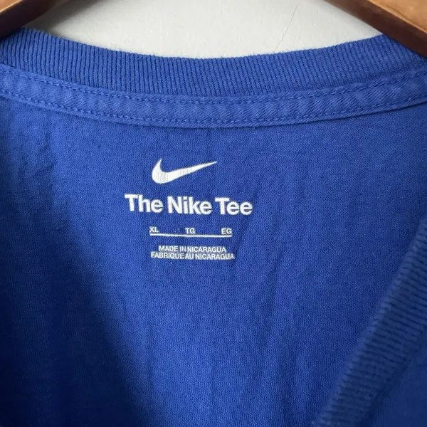 The Nike Tee USA Patriotic Blue Red T-Shirt Short Sleeve Women's Size XL - Image 6